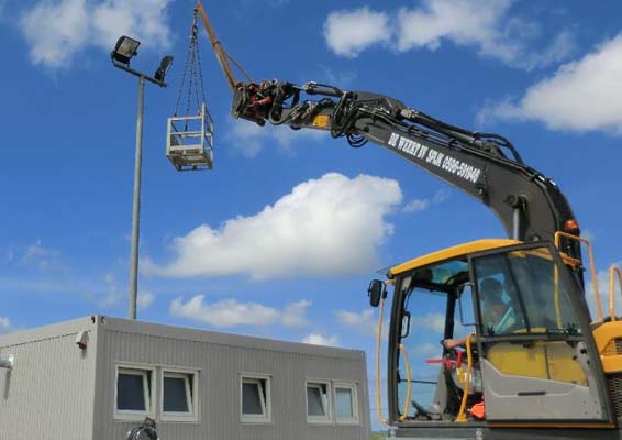 Sloopwerkzaamheden door de Weert